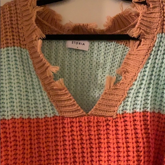 VICI Stripe Crop Sweater. Size Small - Picture 5 of 6